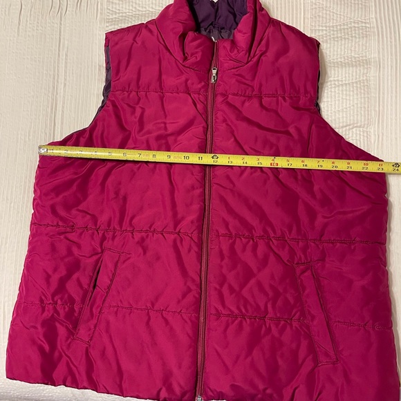 Fuchsia Puffer Vest, 1X - Picture 4 of 13